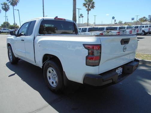 Glacier White 2024 Nissan Frontier S