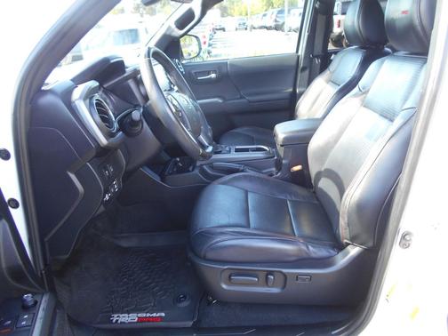 Super White 2021 Toyota Tacoma TRD Pro