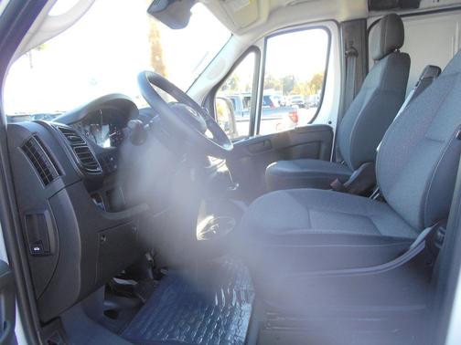 2025 RAM ProMaster 1500 Low Roof