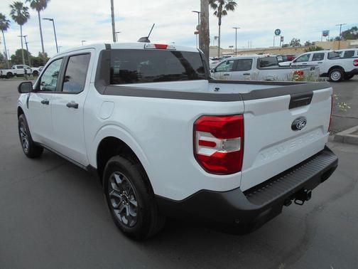 Oxford White 2026 Ford Maverick XLT