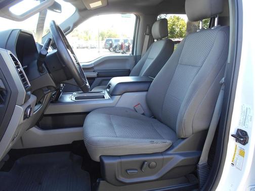 Oxford White 2020 Ford F-150 XLT