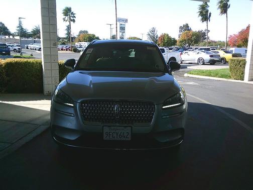 2022 Lincoln Corsair Leather