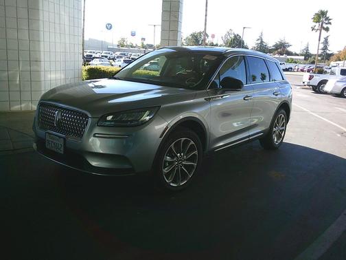 2022 Lincoln Corsair Leather