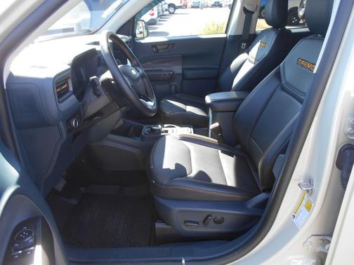 2025 Ford Maverick Leather