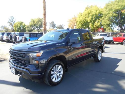 2022 Chevrolet Silverado 1500 Custom