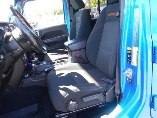 2021 Jeep Gladiator Cloth