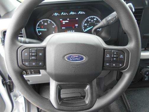 Oxford White 2026 Ford F-350 XL