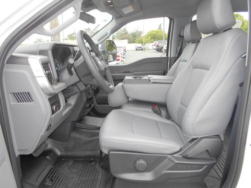 Oxford White 2026 Ford F-350 XL