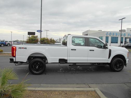 Oxford White 2026 Ford F-350 XL