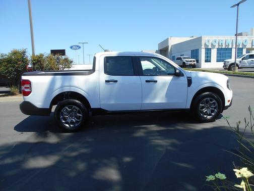 Oxford White 2026 Ford Maverick XLT