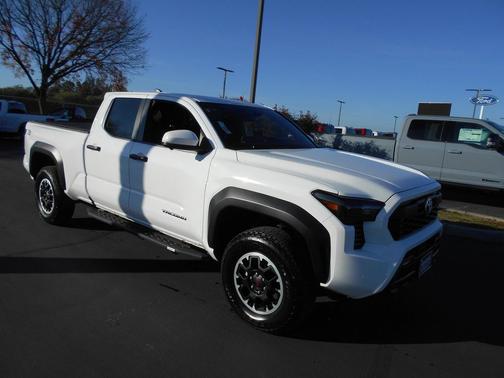 2024 Toyota Tacoma TRD Off Road
