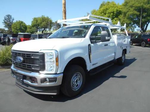 2025 Ford F-250 XL