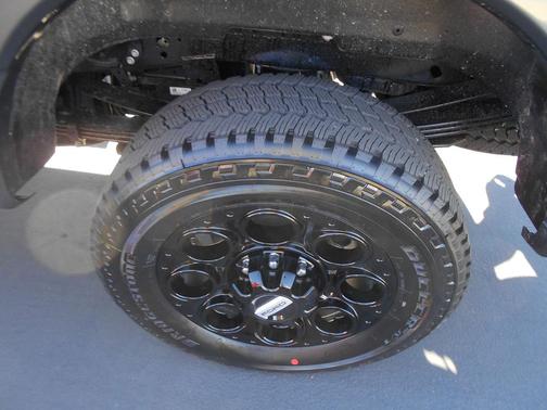 Carbonized Gray Metallic 2026 Ford F-350 Lariat