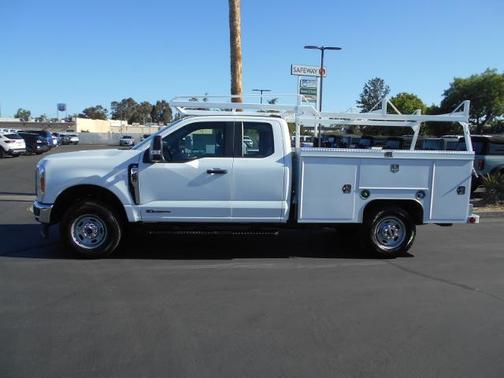 2025 Ford F-250 XL