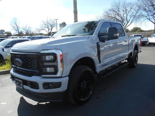 Avalanche 2026 Ford F-250 XLT