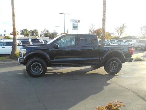 2025 Ford F-150 Leather