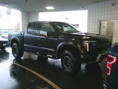 2025 Ford F-150 Leather