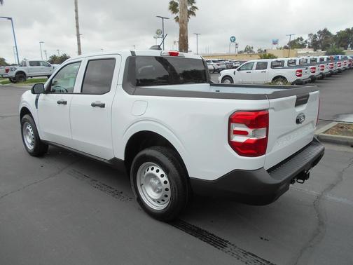Oxford White 2026 Ford Maverick XL