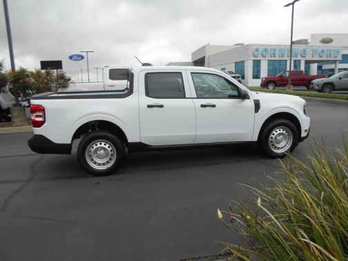 Oxford White 2026 Ford Maverick XL