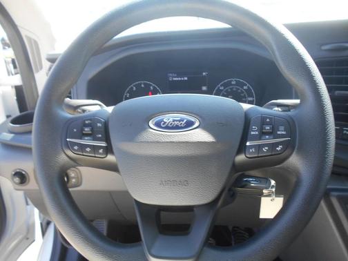 2025 Ford Transit-350 XL