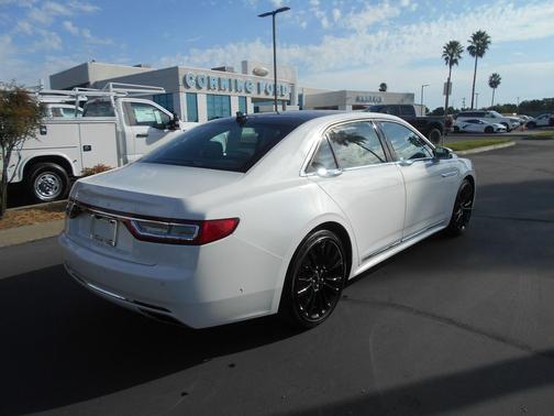 2020 Lincoln Continental Leather