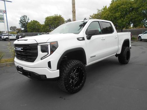 Summit White 2023 GMC Sierra 1500 Elevation