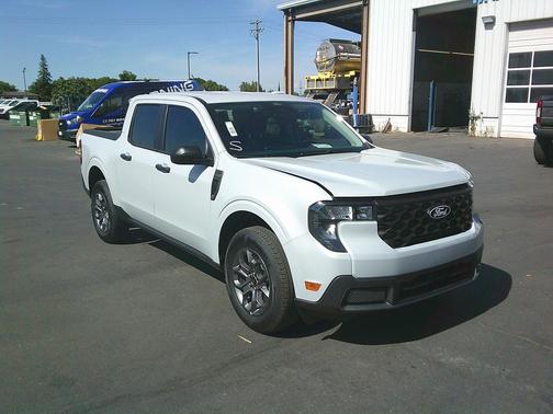 Space White Metallic 2026 Ford Maverick XLT