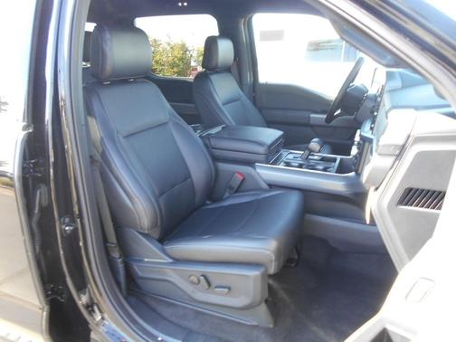 Agate Black Metallic 2025 Ford F-150 XLT