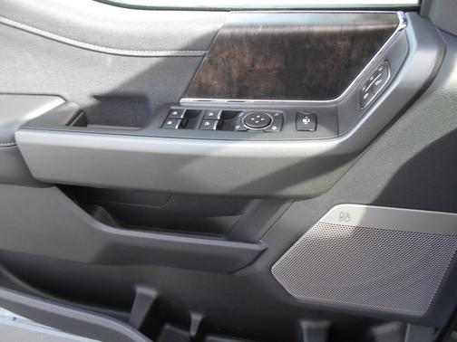 Carbonized Gray Metallic 2026 Ford F-250 Lariat