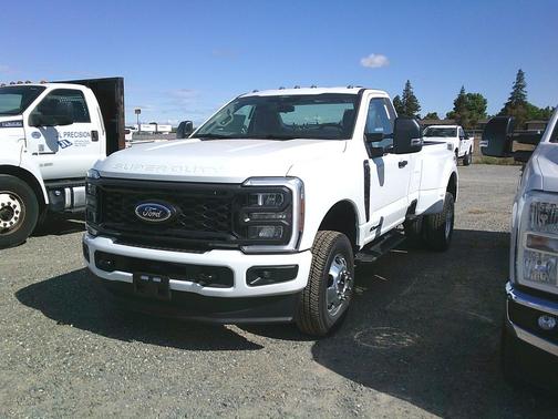 Oxford White 2026 Ford F-350 XL