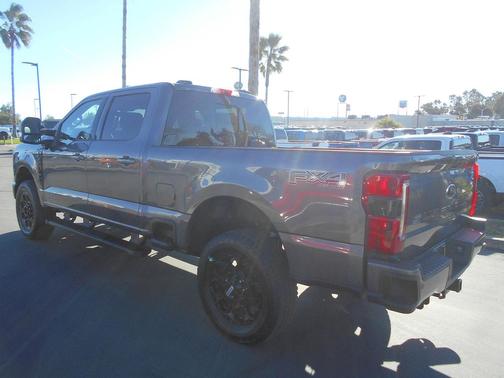 Carbonized Gray Metallic 2026 Ford F-250 Lariat