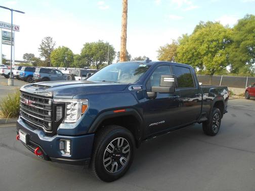 2021 GMC Sierra 2500 AT4