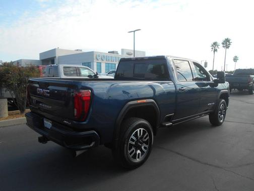 2021 GMC Sierra 2500 AT4