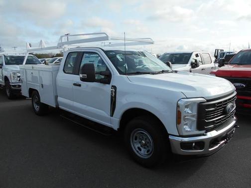 2025 Ford F-250 XL