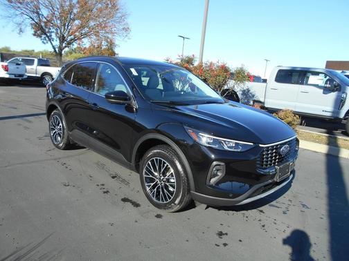 2025 Ford Escape PHEV Base