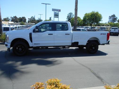Oxford White 2026 Ford F-350 XL