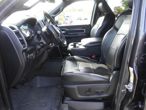 Granite Crystal Metallic Clearcoat 2021 RAM 3500 Leather