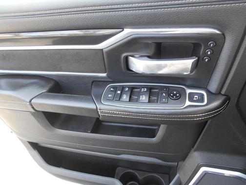 Granite Crystal Metallic Clearcoat 2021 RAM 3500 Leather