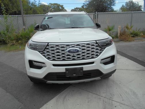 2021 Ford Explorer Platinum