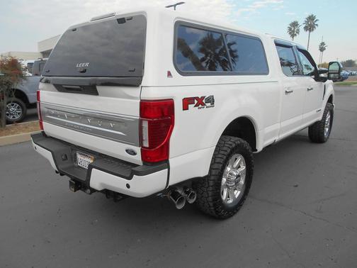 2022 Ford F-350 Platinum