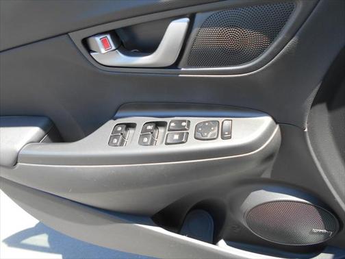 2020 Hyundai KONA Leather