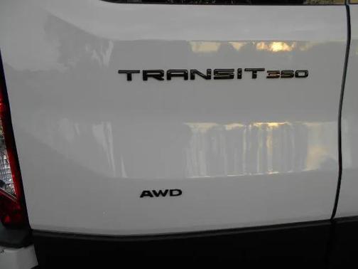 2026 Ford Transit-350 XL