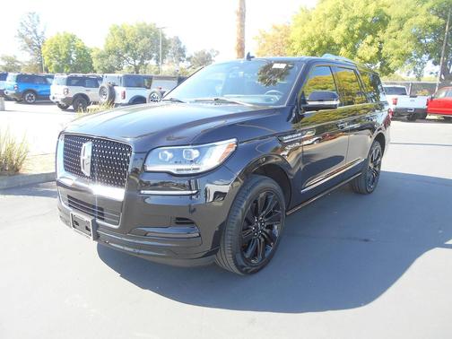 2024 Lincoln Navigator Reserve