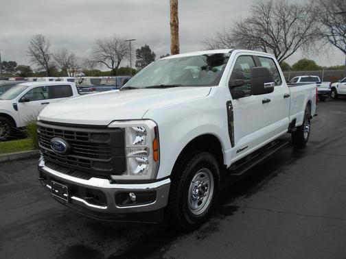 Oxford White 2026 Ford F-250 XL