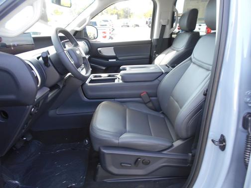 2026 Ford Expedition Max Active 4x4