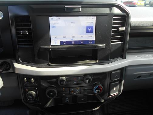 Oxford White 2026 Ford F-250 XL