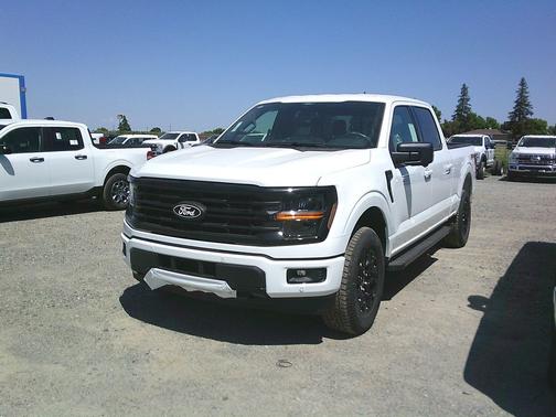 Oxford White 2026 Ford F-150 XLT
