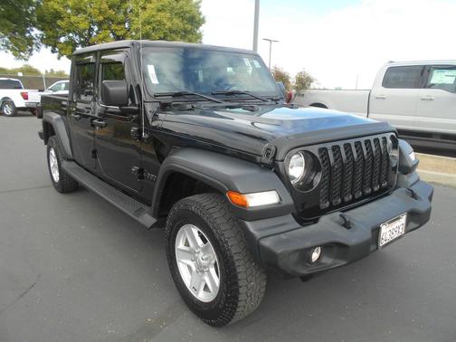2020 Jeep Gladiator Sport S