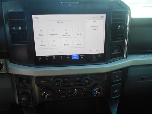 Oxford White 2025 Ford F-250 XLT