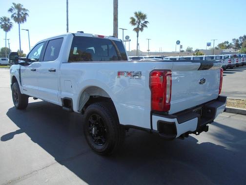 Oxford White 2026 Ford F-250 XL